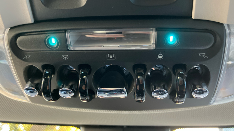 MINI Hatchback 1.5 Cooper Classic Premium 5dr Auto Petrol Hatchback